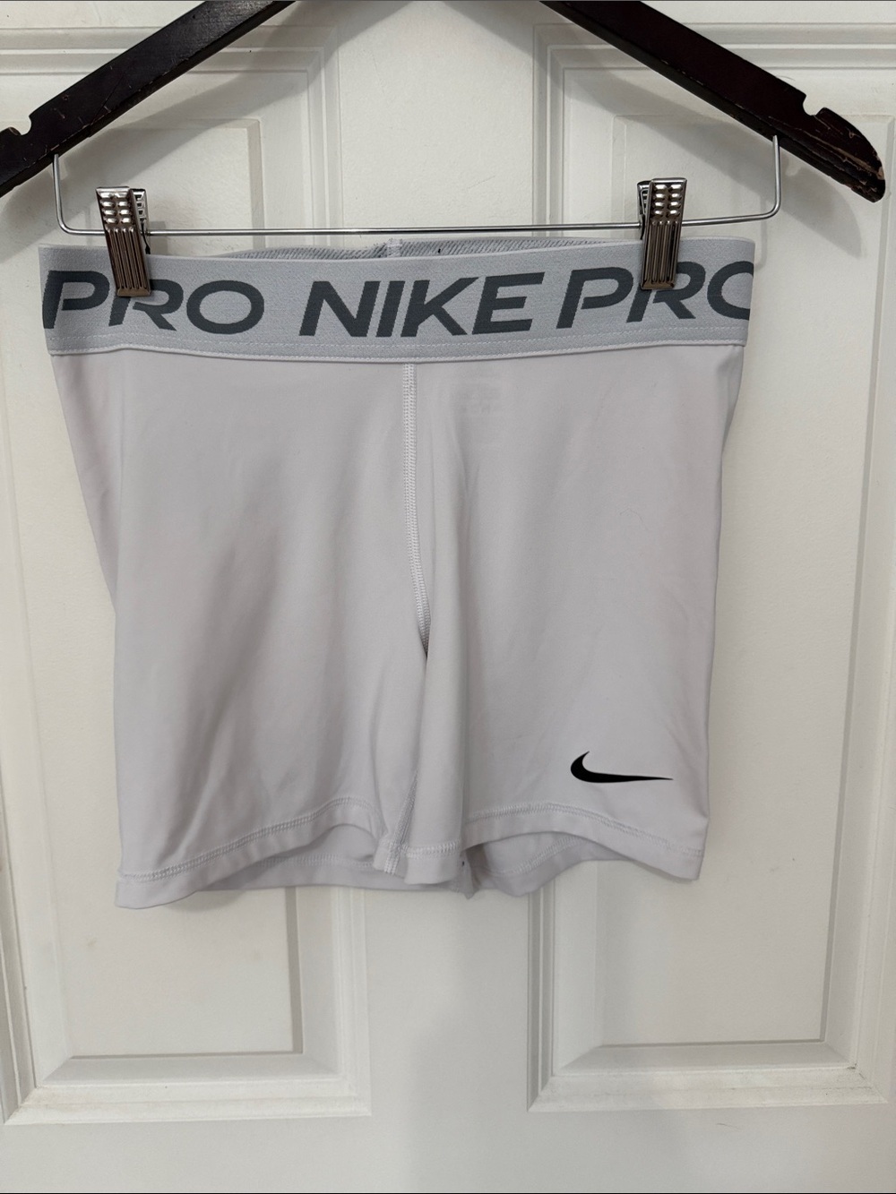 Nike Pro White Compression Shorts with Black Swoosh size medium